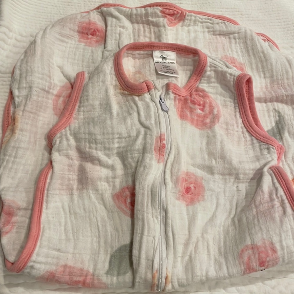 Muslin Sleep sack - pink roses